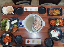음식 소개-군산칼국수.보쌈