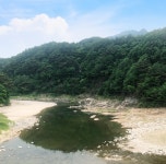 캠핑장소개-내린천솔밭힐링캠핑장