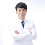의료진 소개-늘 바 른 한 의 원