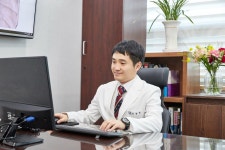 의료진안내-당당한방병원 김해점