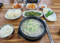 메뉴-밥값하는 가마솥국밥
