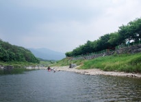 산내들 앞 계곡-지리산 산내들펜션야영장