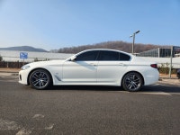 BMW 520i -CNH렌터카 강남지점