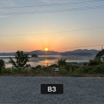 배치도 및 요금안내-서산노을빛바다캠빙장