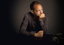 더글라스 그리드 Douglas Greed