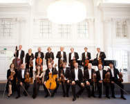 슈투트가르트 카메모르체스터 Stuttgart Chamber Orchestra