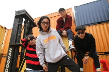 더 바스타즈 The Vastards