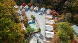 석산계곡 코코비발디글램핑 카라반 오토캠핑장