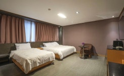 아이네이버관광호텔