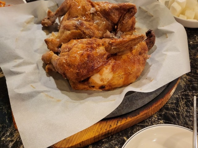 참나무숯불통닭