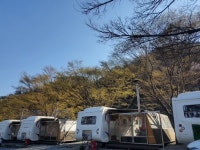 지리산벚꽃카라반캠핑장