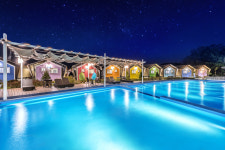 퀸스비치글램핑펜션