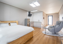 윤슬로풀엔스파