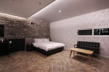 봄스테이무인텔