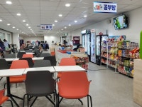 아레나cafe&수영복 종합할인마트