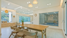 더아리웃집풀빌라