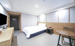 관광호텔 더레드