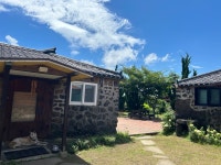 제주돌집 탱자싸롱