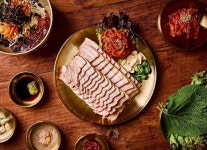 장충동B&F왕족발보쌈 밀양점