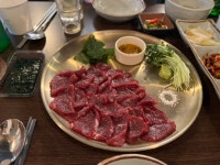 우호뭉티기 마곡직영점