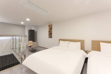 호텔 701 풀빌라