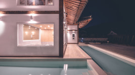 라움더한옥풀빌라