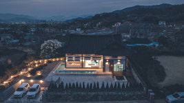 라움더한옥풀빌라