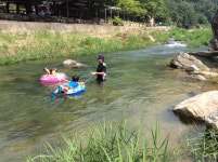 장령산훼미리펜션