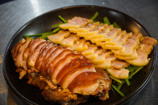 더맛있는족발보쌈 연수점