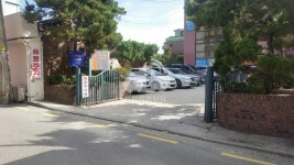 인왕빌딩 주차장