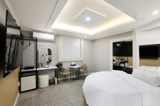 부띠끄이틀 호텔