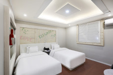 부띠끄이틀 호텔