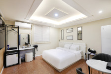 부띠끄이틀 호텔