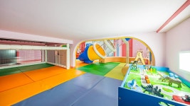 샤인키즈풀빌라