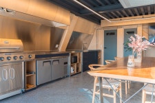 에이파티하우스