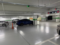 월드타워빌딩 주차장