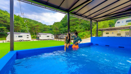 더클래식카라반앤클램핑관광농원농업회사법인