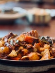 큰나무집 궁중약백숙