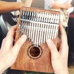 17음계 마호가니 칼림바연주 손가락피아노 엄지피아노 전통악기 나무악기 건반악기 : 슬기템