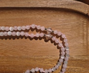 바즈라다와 장미수정 108염주 수제목걸이 : 바즈라다와