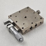 700257  /  정밀스테이지  ,  스틸  ,  ± 10mm : 준 자동화