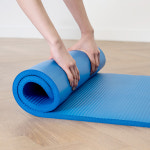 트라택 휘트니스 요가매트 블루 61x183x1 두꺼운 와이드 필라테스 스트레칭 홈트 헬스장 : 트라택 공식스토어