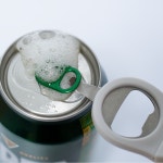 만능 핸들형병따개 캔따개 물병 페트병뚜껑 통조림 캔따는도구 깡통 맥주캔 잼병 : 아이디얼팩토리