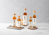 국내산 참깨 100% 이웅 참기름 120ml, 180ml  / 6시 내고향 참기름 깨볶는 부자 : 이웅식품 참기름.들기름