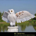 감각적인 부엉이 형상 소품 세련된 디자인 도서관 아이템 : 테일리안