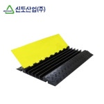 공사현장 전선 보호용 과속방지턱 5구 도로안전 차량용품 도로방지턱 고무받침대 : 리빙온더샵