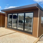 캐슬사이딩 26 219 3000 합성목재 외장재 4칼라  건물외관 블럭사이딩 M블럭 : 나무 주연상