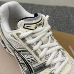 [더팩토리](당일) [ASICS] 24FW 아식스 GEL KAYANO 젤 카야노 14 스니커즈 / 화이트 미드나잇 (1202A056 109) : 논현 더팩토리 명품편집샵