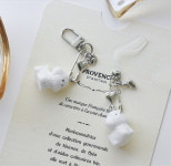 귀여운 미니 말티즈 하얀 강아지 뽀글이 에어팟 열쇠고리 키링 : 소소리브