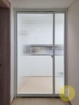 78번 초슬림유압 비대칭양개스윙중문 화이트 모루세로강화유리 // 현관중문,시공비포함,소음차단,반려견안전,맞춤제작,아파트빌라 : 바른 도어